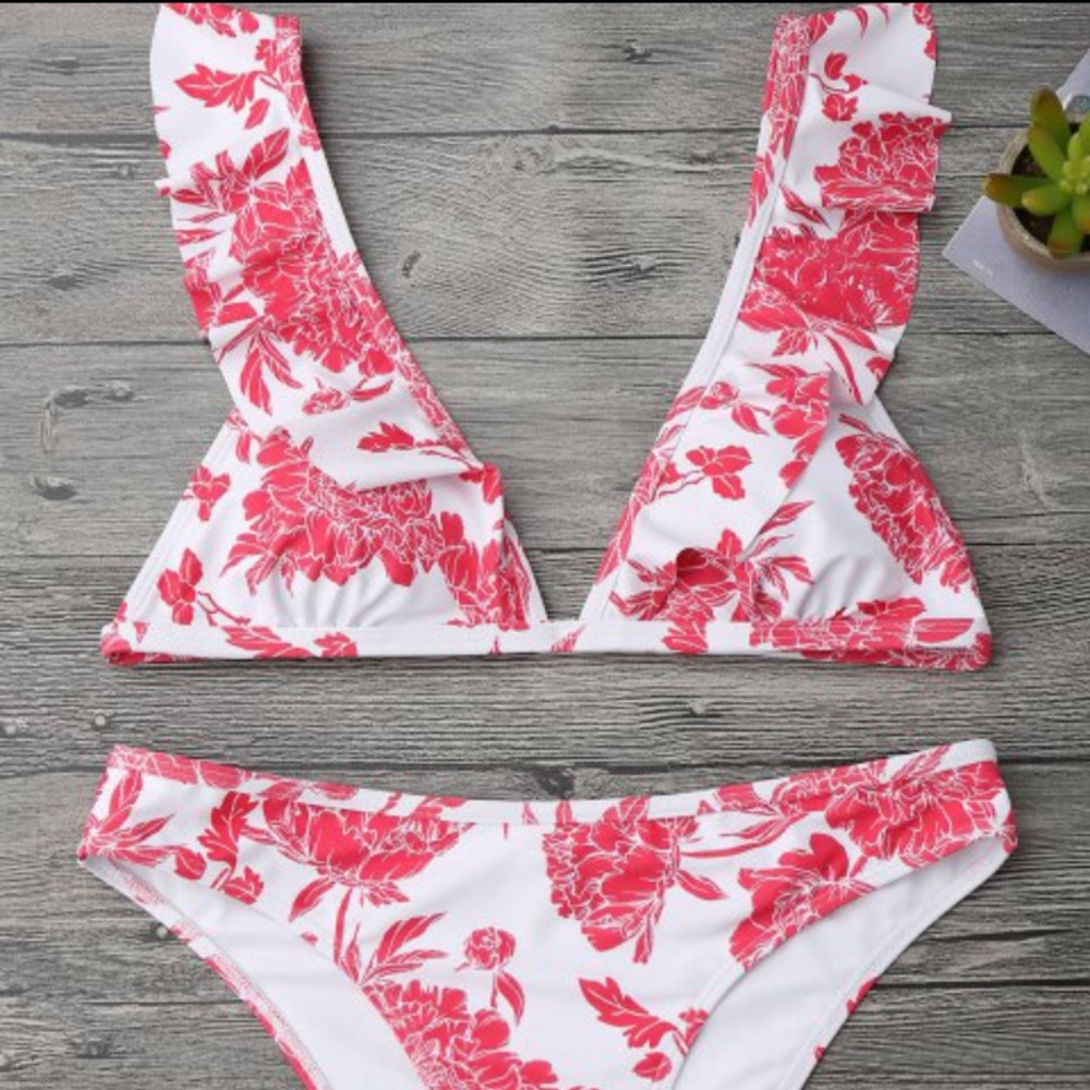 Zaful ruffle bikini